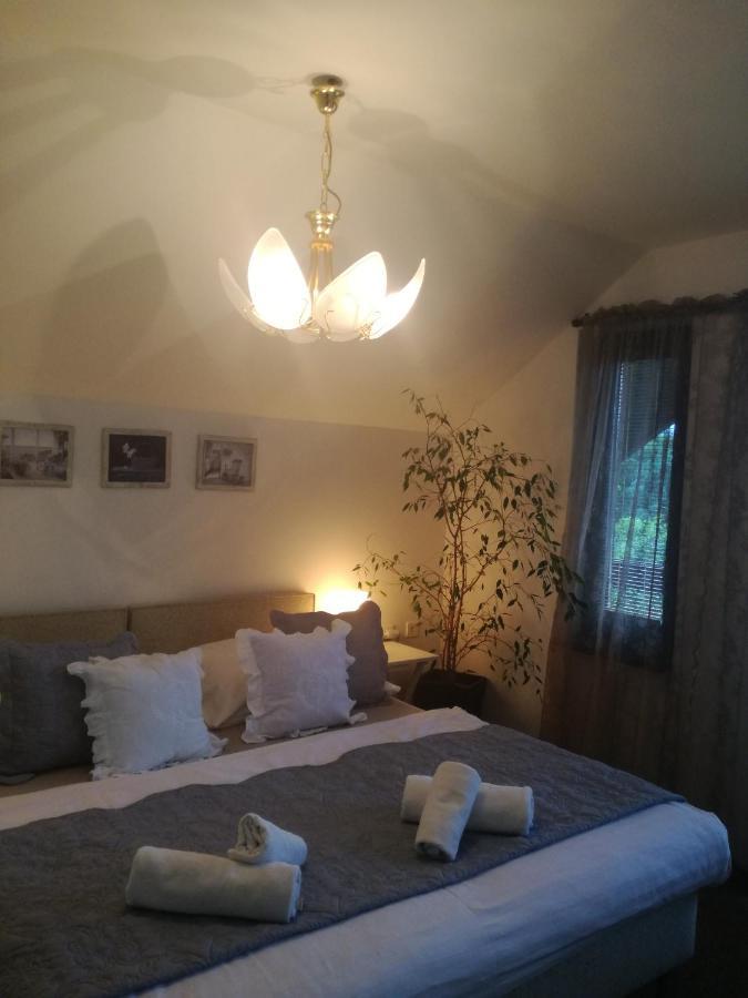 Penzion Lamberk Novy Jicin Exterior foto
